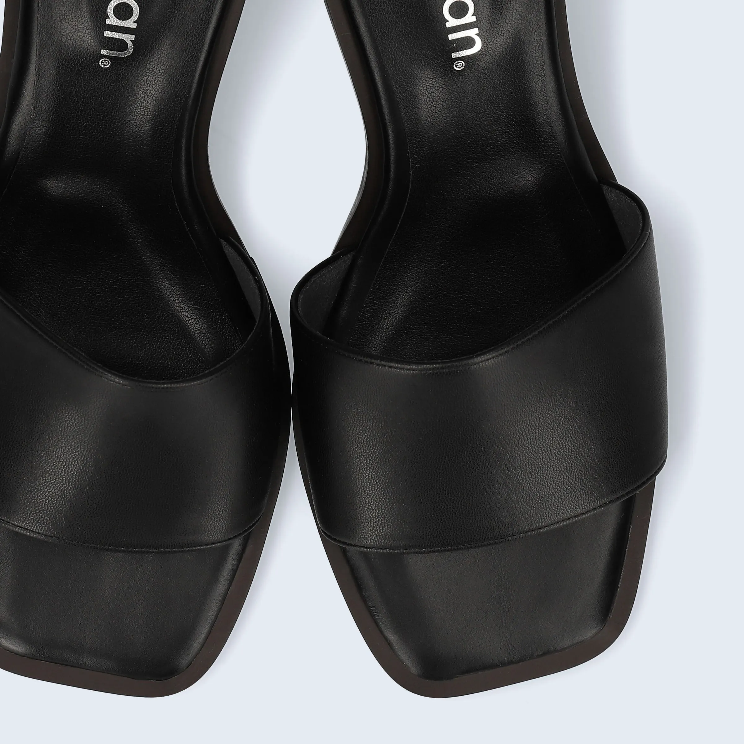 15% OFF: Wide Band Clear Heel Mules (m50002) Black