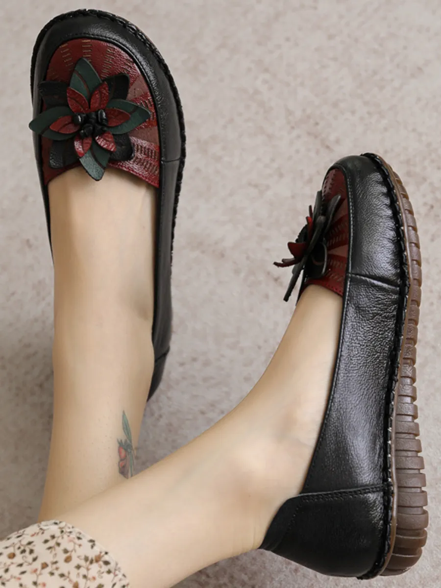 Applique Flower Head-Accent Loafers - Black
