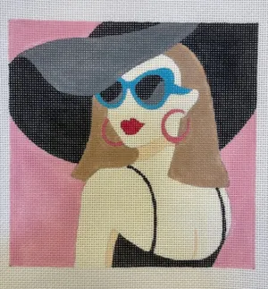 AR-FF01 Femmes: In Black Hat