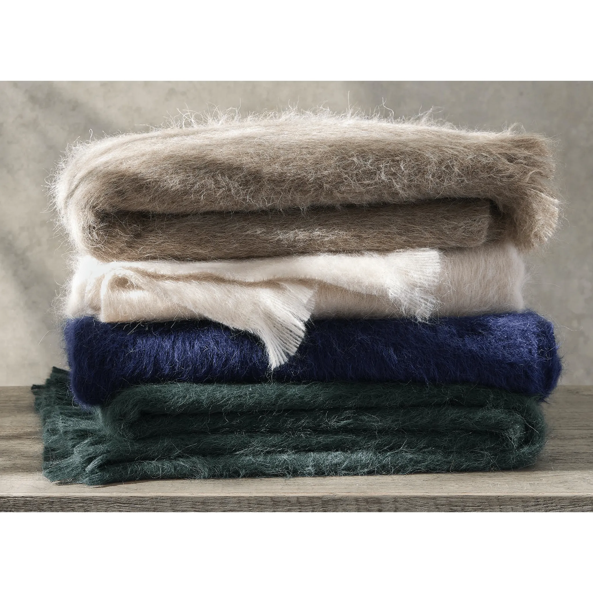Bruno Throw - Slipper