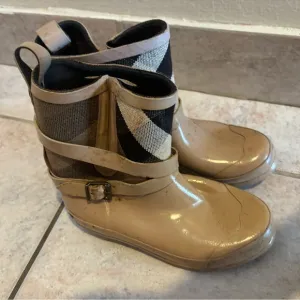 Burberry Logo Vintage High-top flats Sneakers nova check shoes rubber rain boots