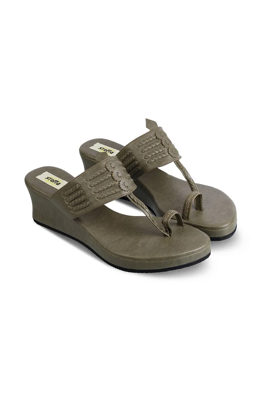 Classic Low K Wedge Taupe