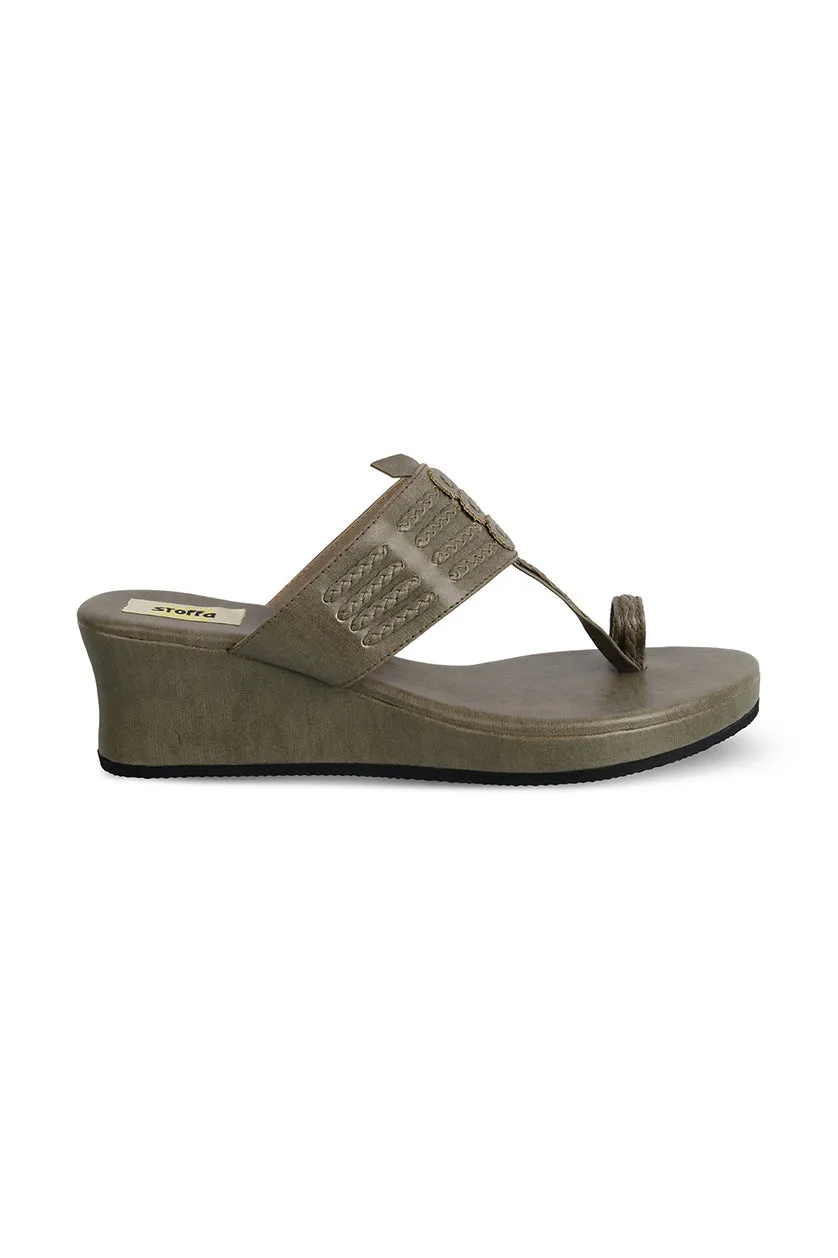 Classic Low K Wedge Taupe