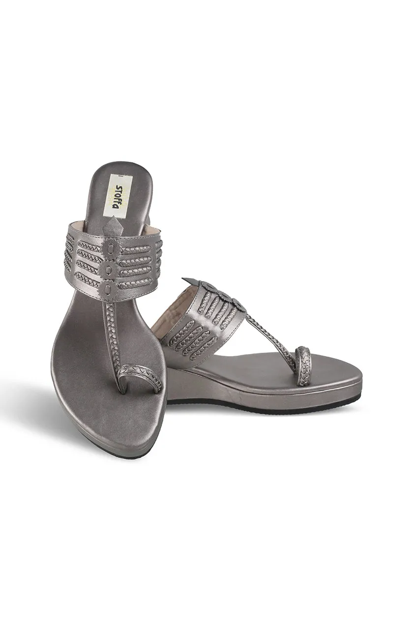Classic Low K Wedge Taupe