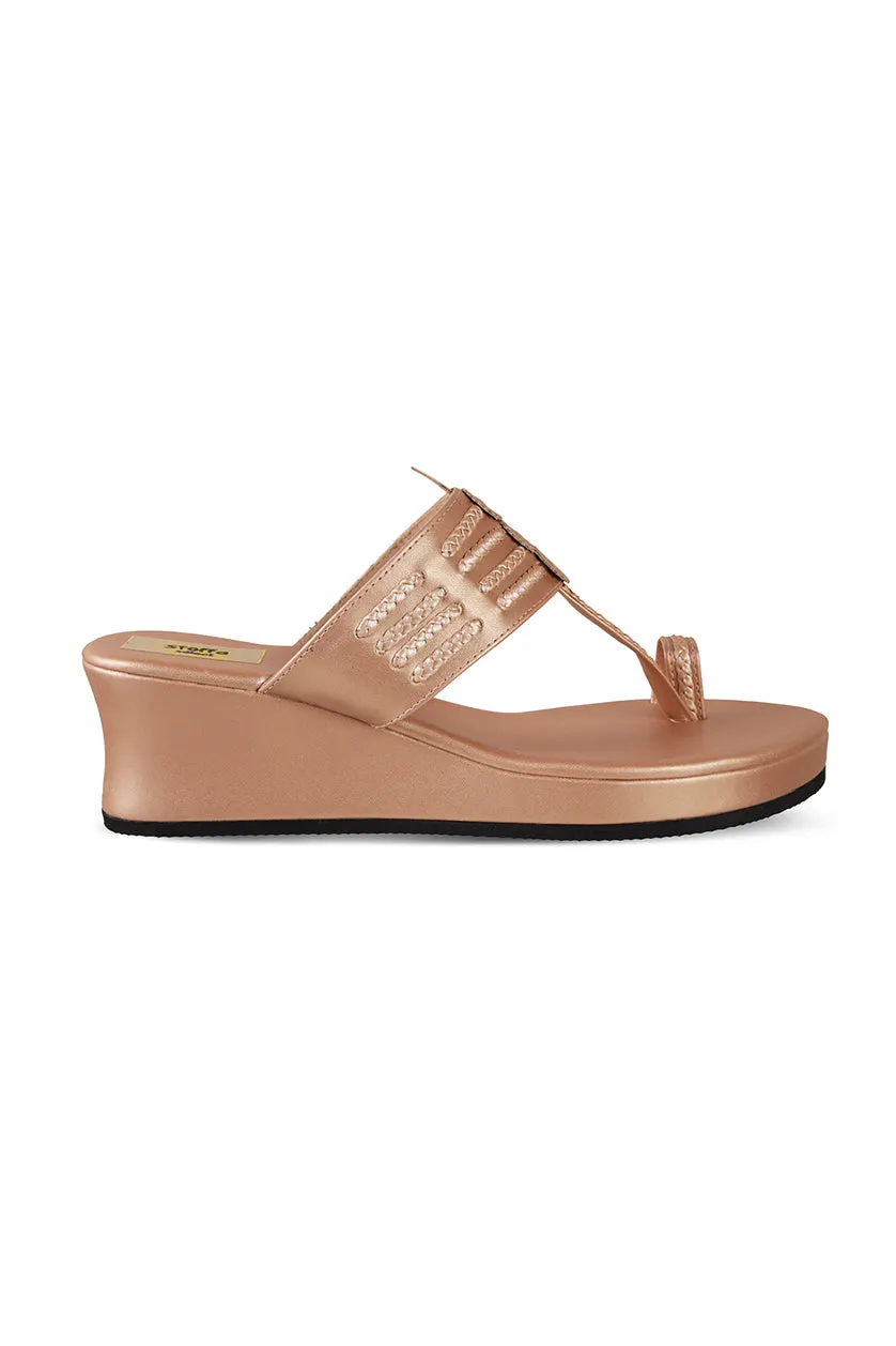 Classic Low K Wedge Taupe