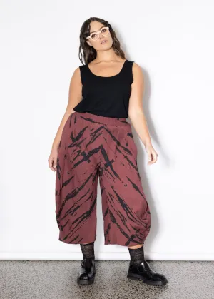 Curve Pleat Pant - Raisin