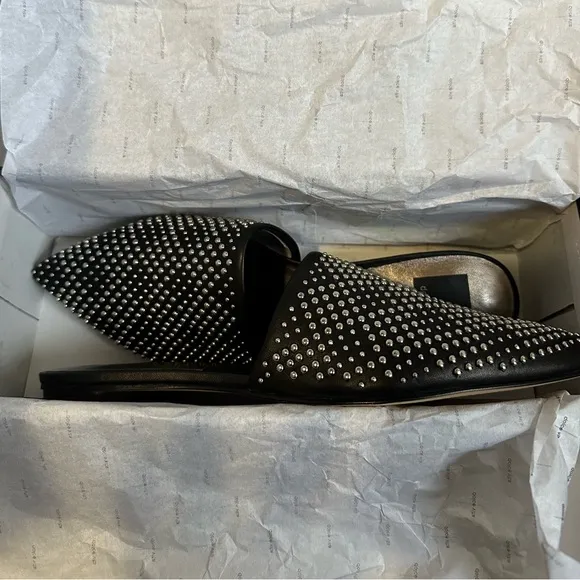 Dolce Vida NWT Elvah Black Leather and Silver Studded Flats Size 8.5