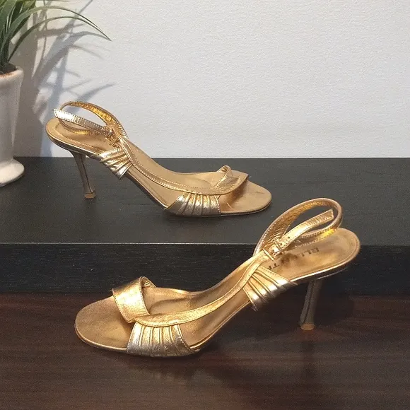 Ellen Tracy sandals