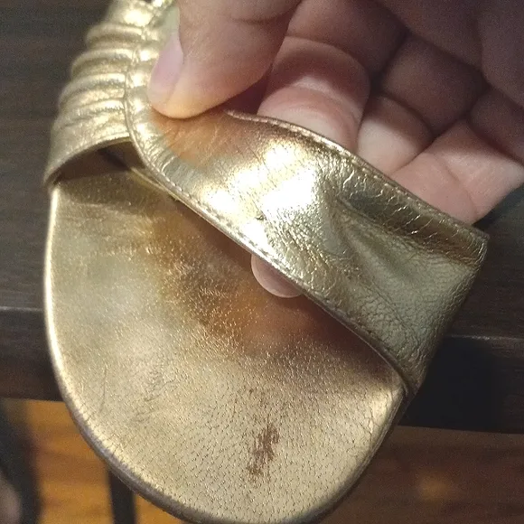 Ellen Tracy sandals
