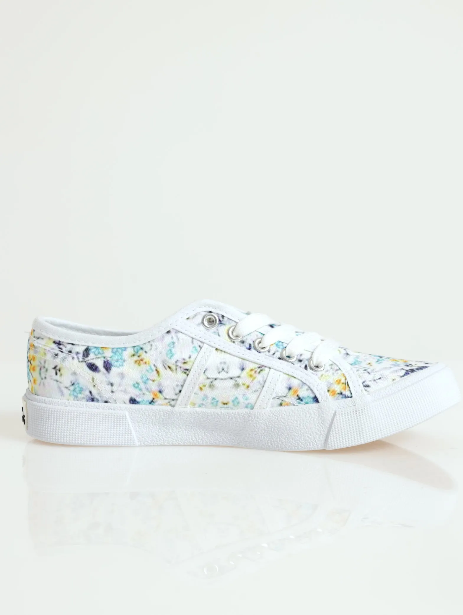 Floral Print Lace-Up Canvas Sneaker