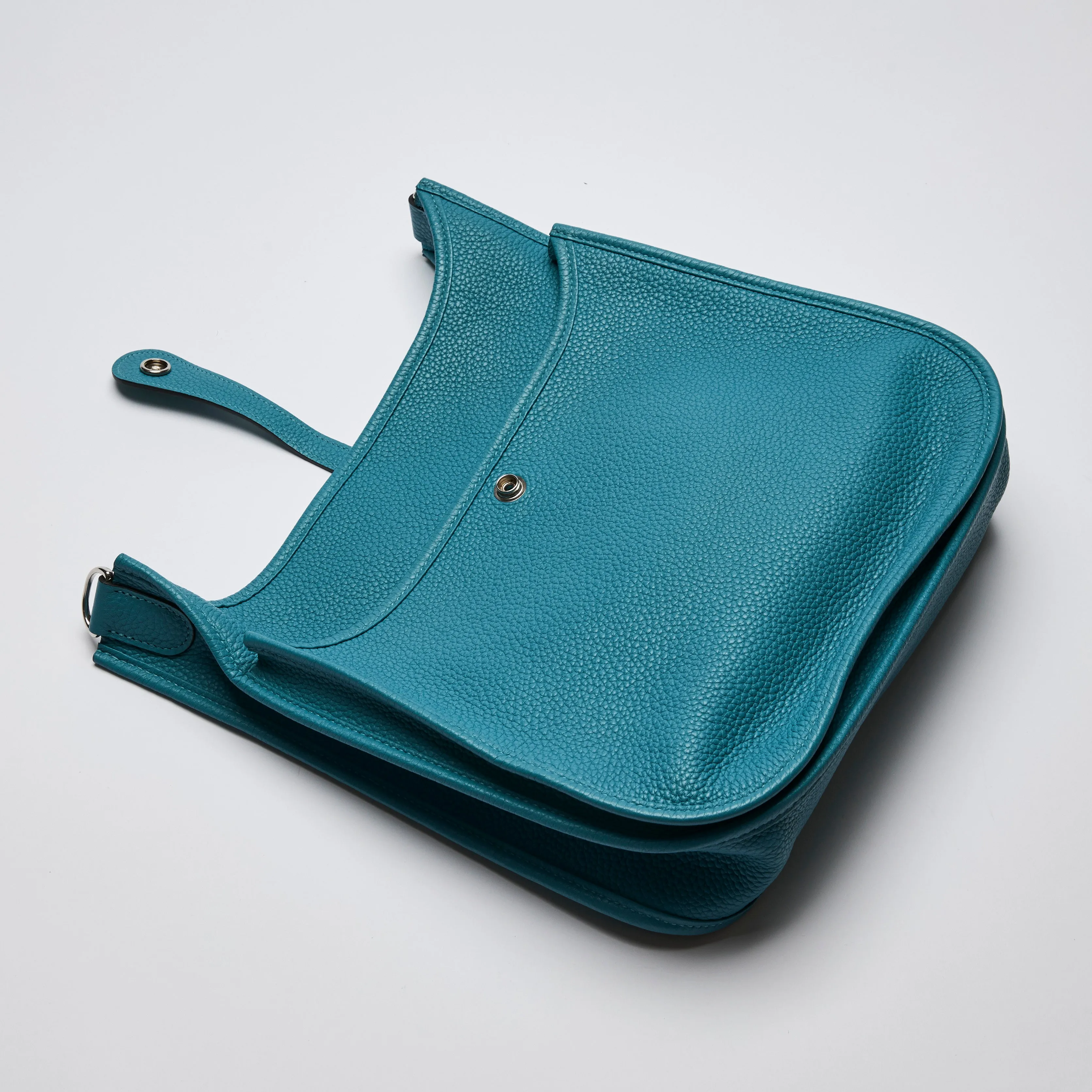 Hermes Taurillon Clemence  Evelyne 29 Blue