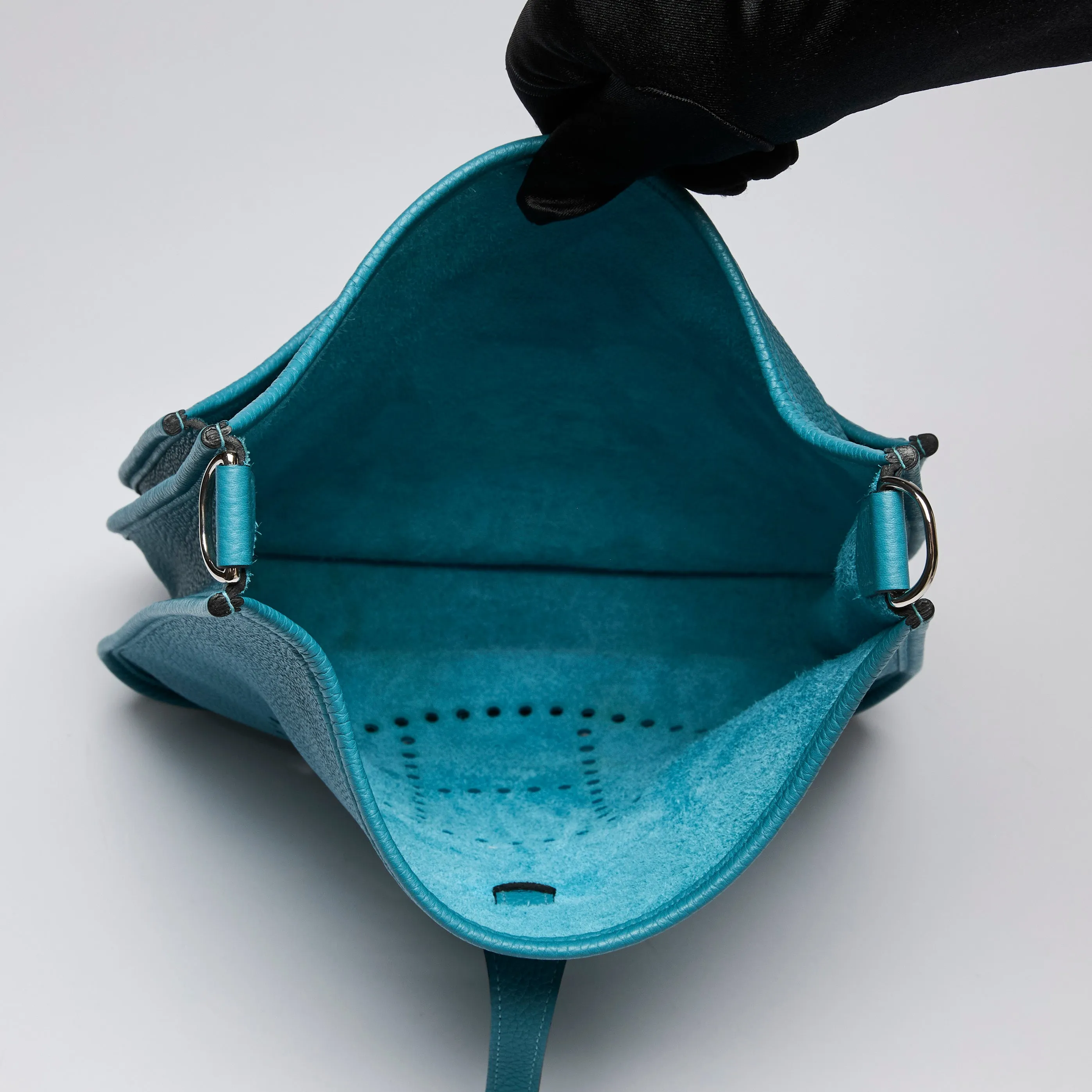 Hermes Taurillon Clemence  Evelyne 29 Blue