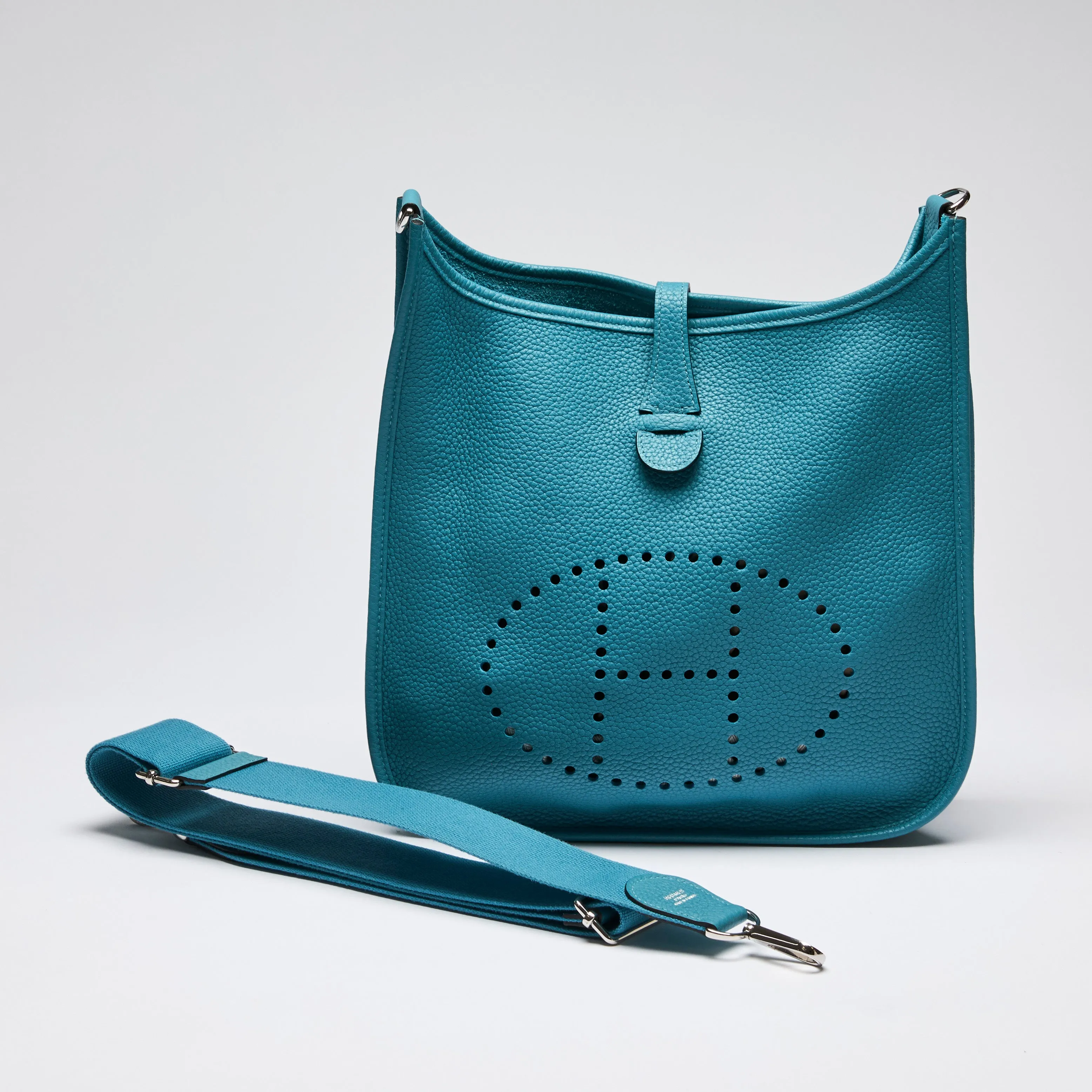 Hermes Taurillon Clemence  Evelyne 29 Blue