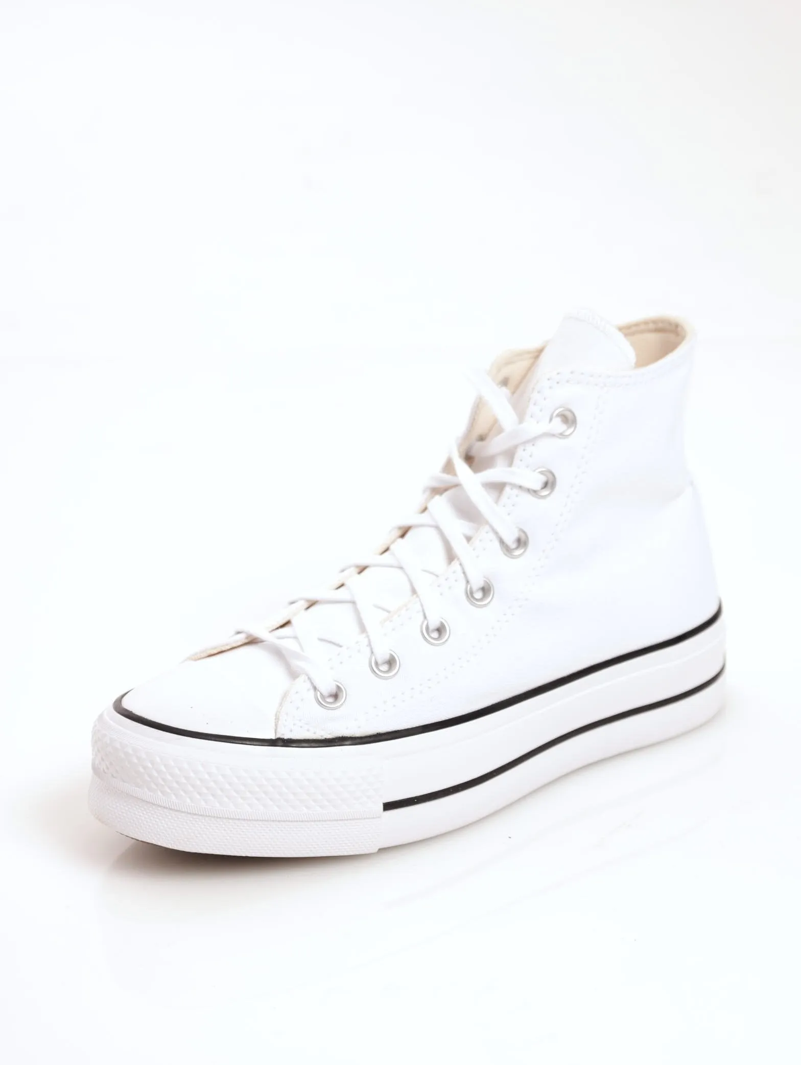 Ladies Chuck Taylor All Star Platform Canvas Hi Top Sneaker