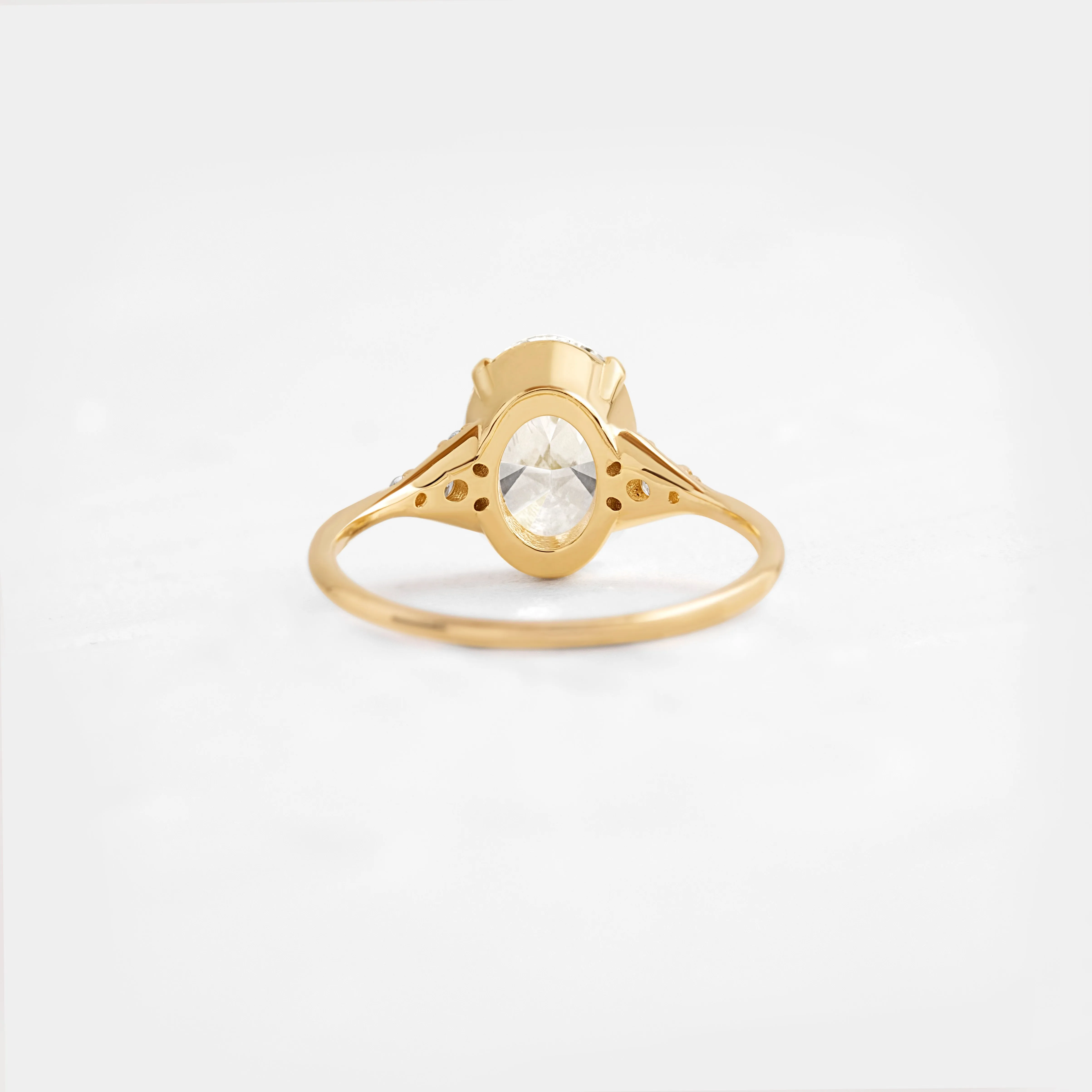 Lady's Slipper Ring, 1.21ct. Oval Cut - OOS