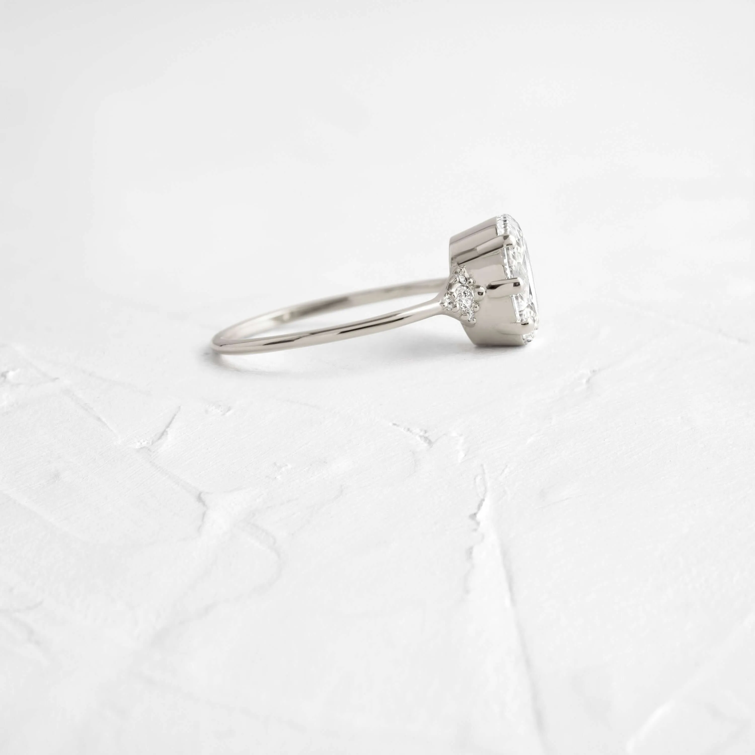 Lady's Slipper Ring, Oval Cut
