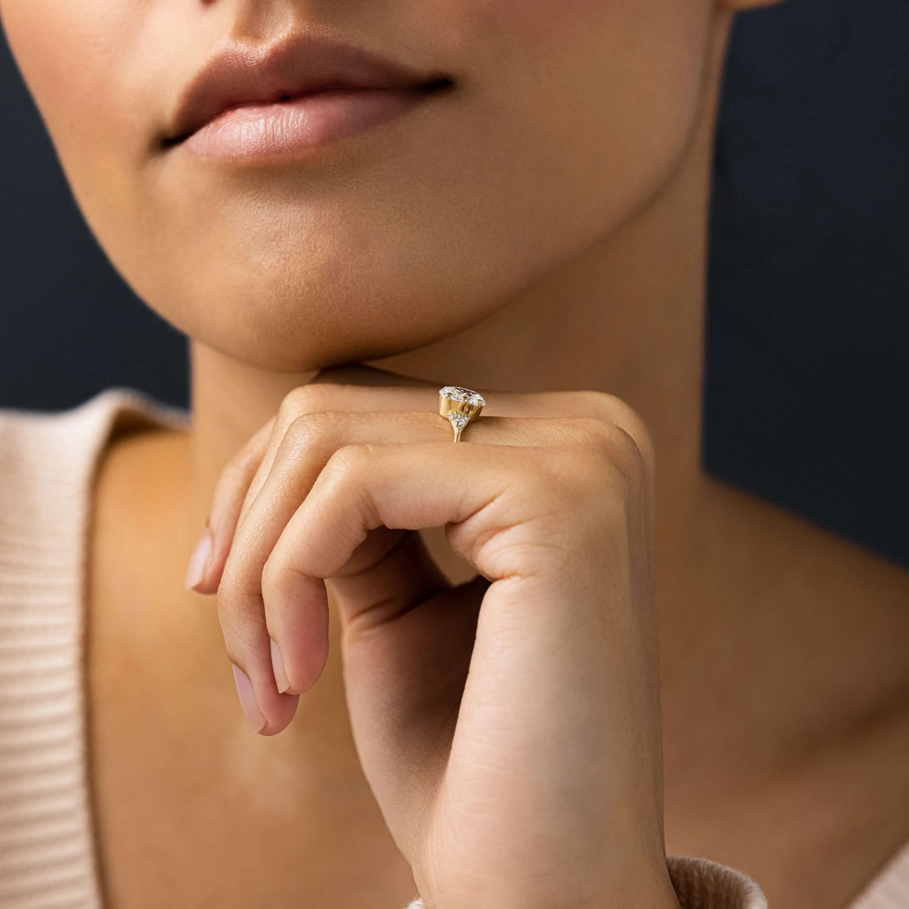 Lady's Slipper Ring, Oval Cut