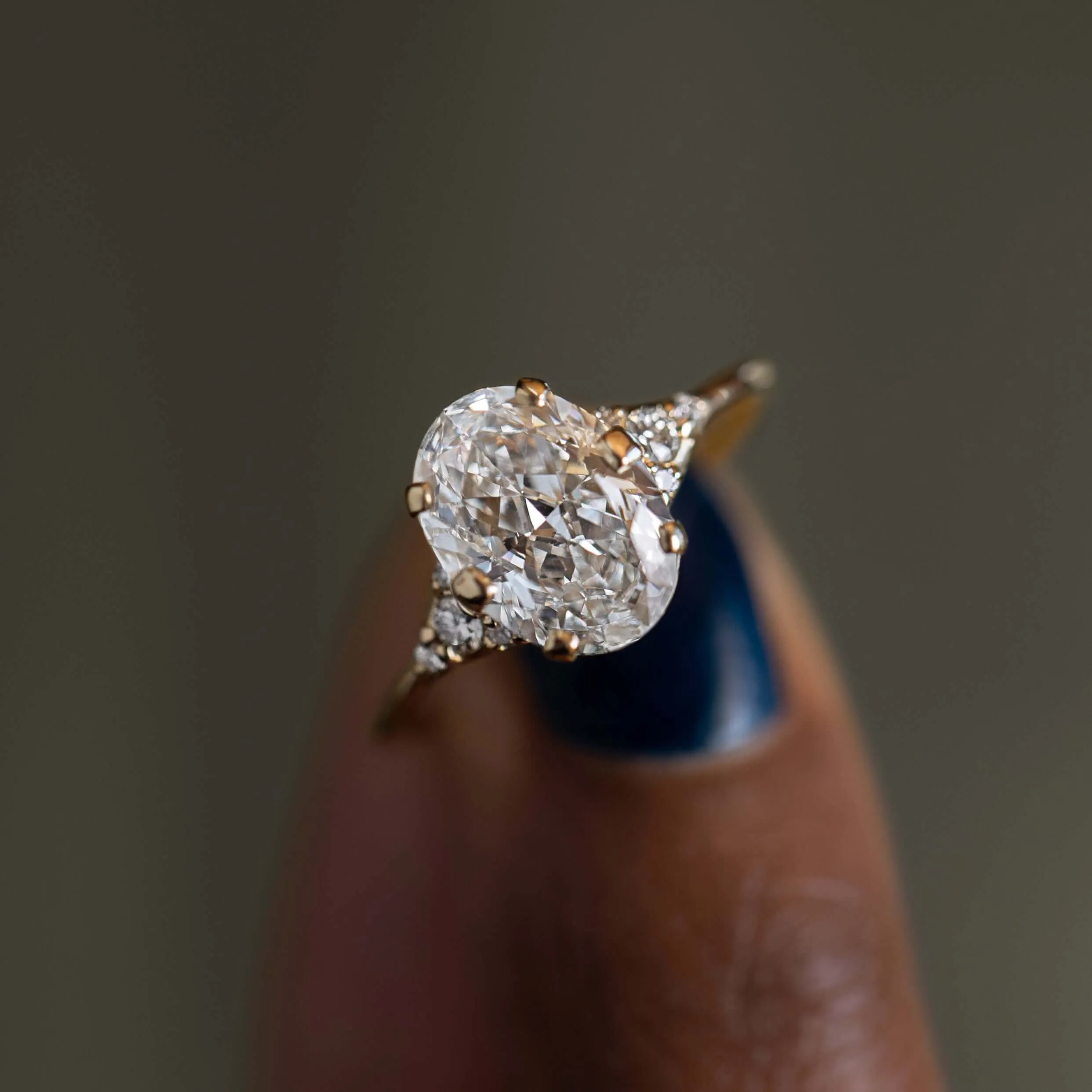 Lady's Slipper Ring, Oval Cut