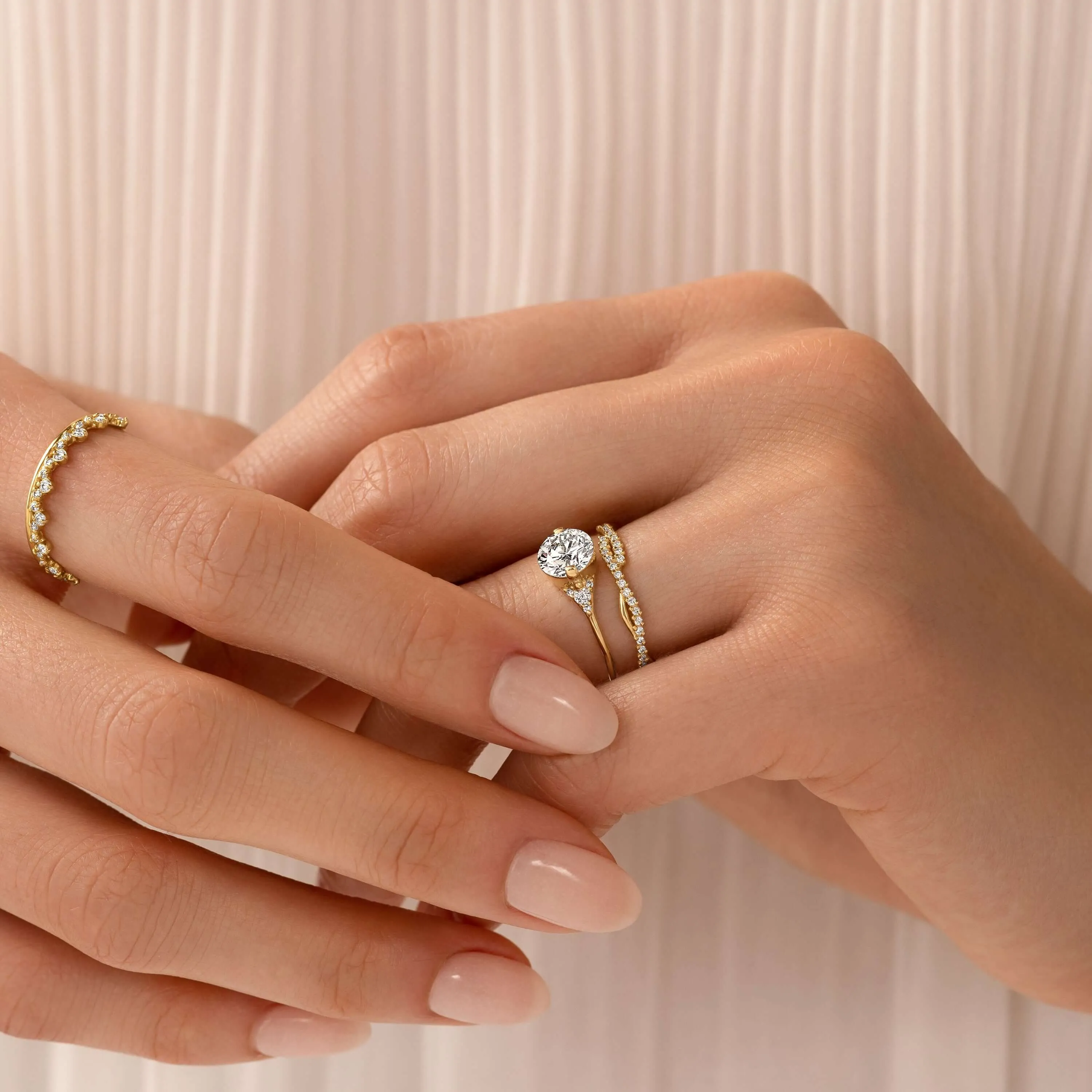 Lady's Slipper Ring, Round Cut