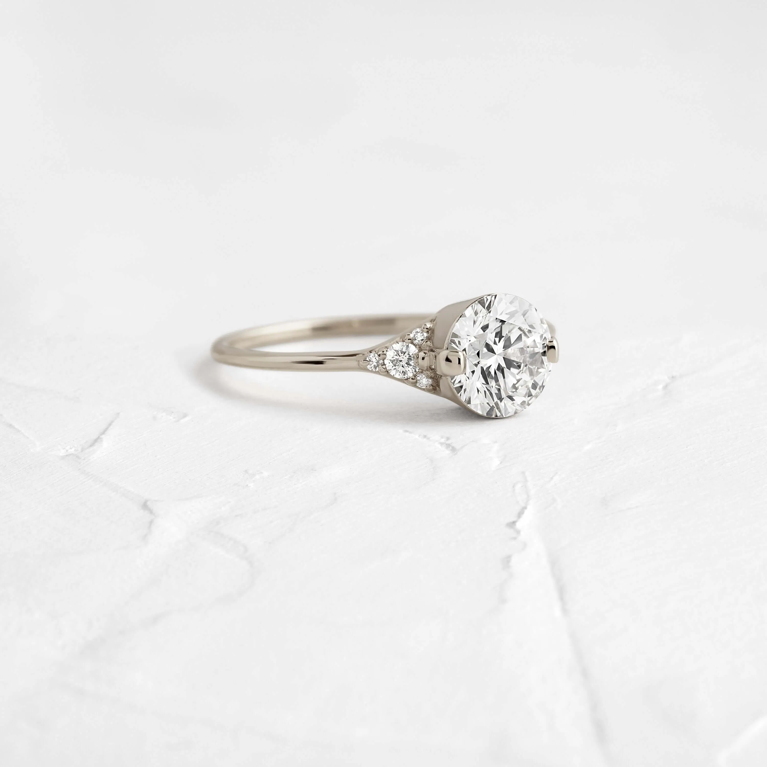 Lady's Slipper Ring, Round Cut