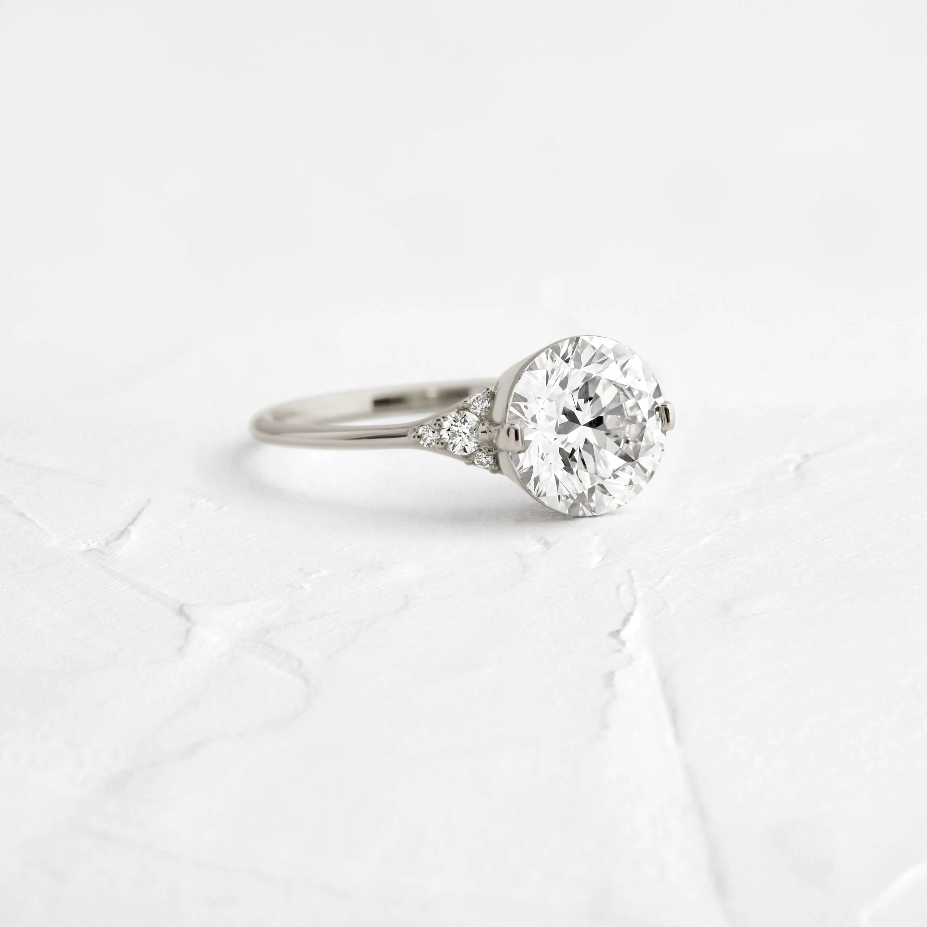Lady's Slipper Ring, Round Cut