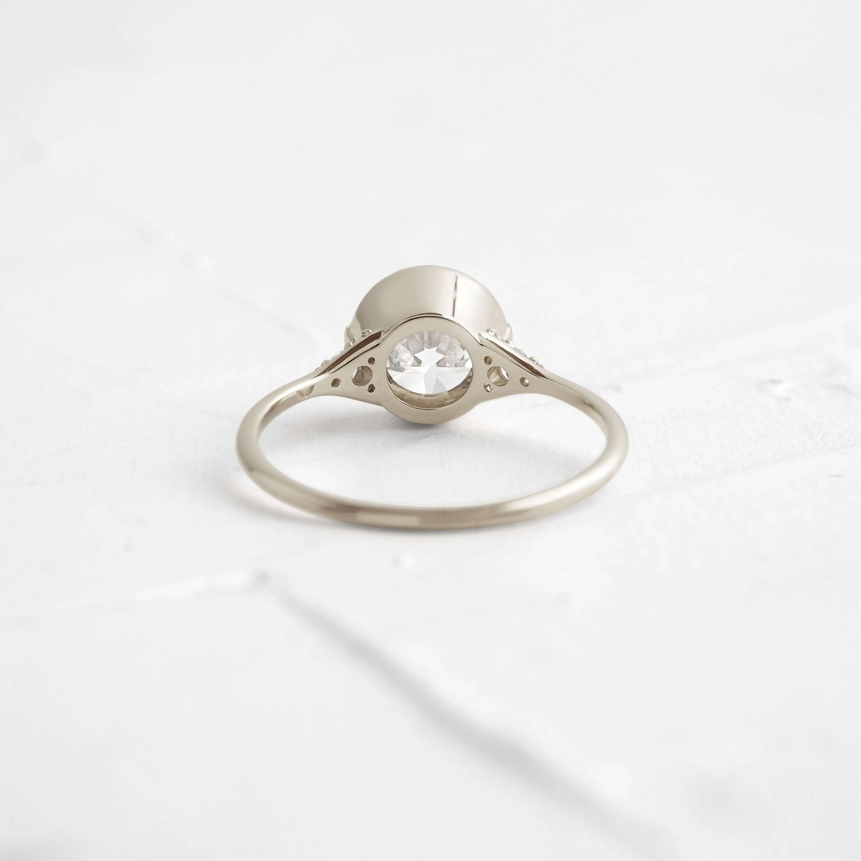 Lady's Slipper Ring, Round Cut