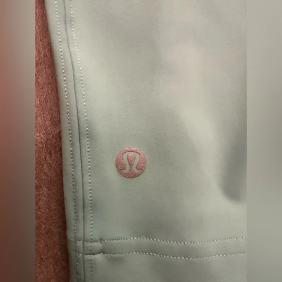 Lululemon Blue On Pace Short 10” Washed Marsh Size 4 NWOT