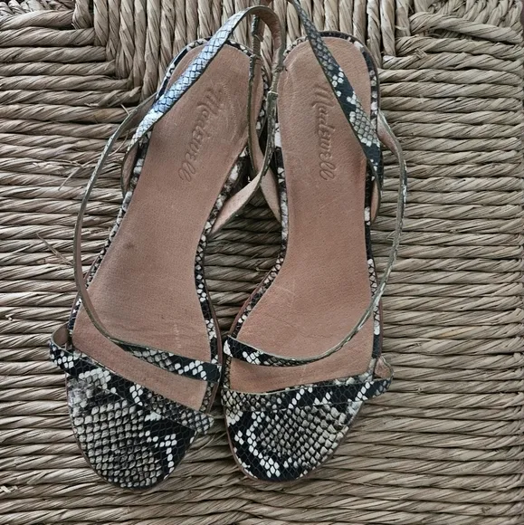 Madewell The Heidi Slingback Sandal inSnake Embossed leather size 8