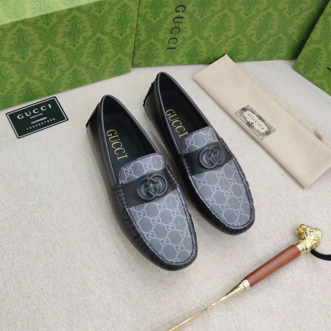 Men's Interlocking G Loafers