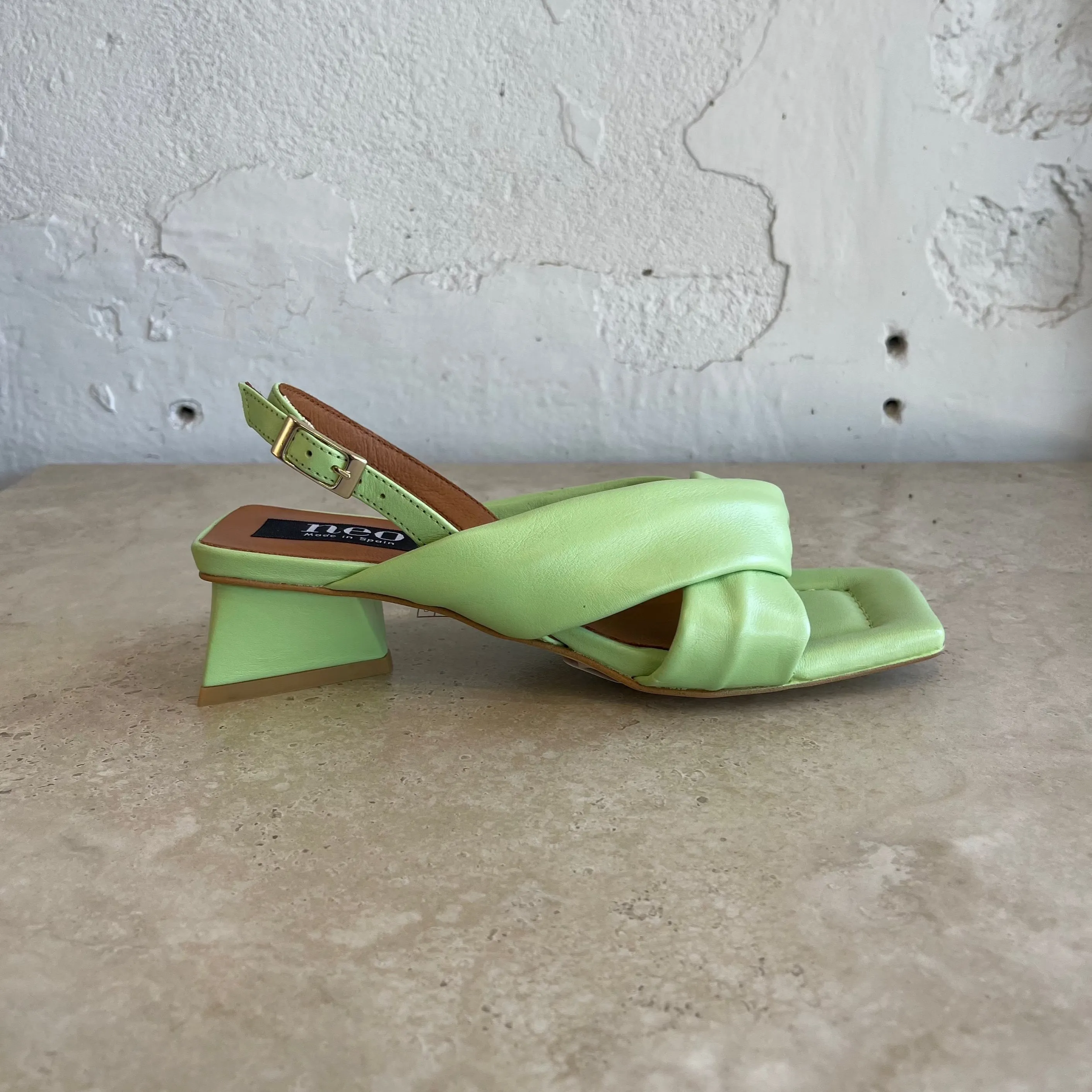 Neo 23028 Coria - LAST PAIR size 36