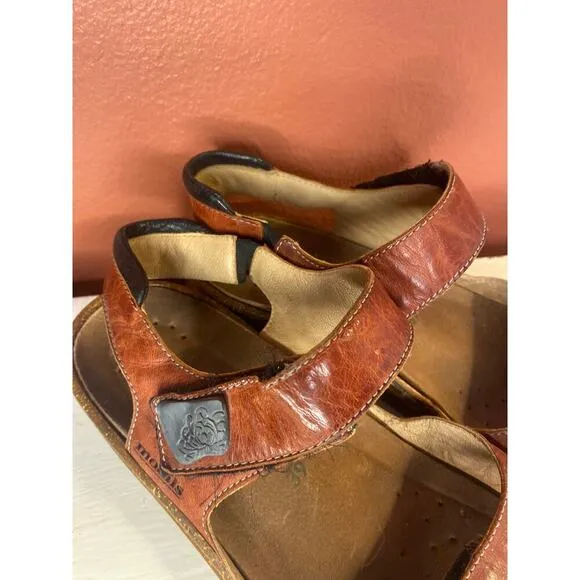 Red Velcro NWOT Mobils Sandals 8.5
