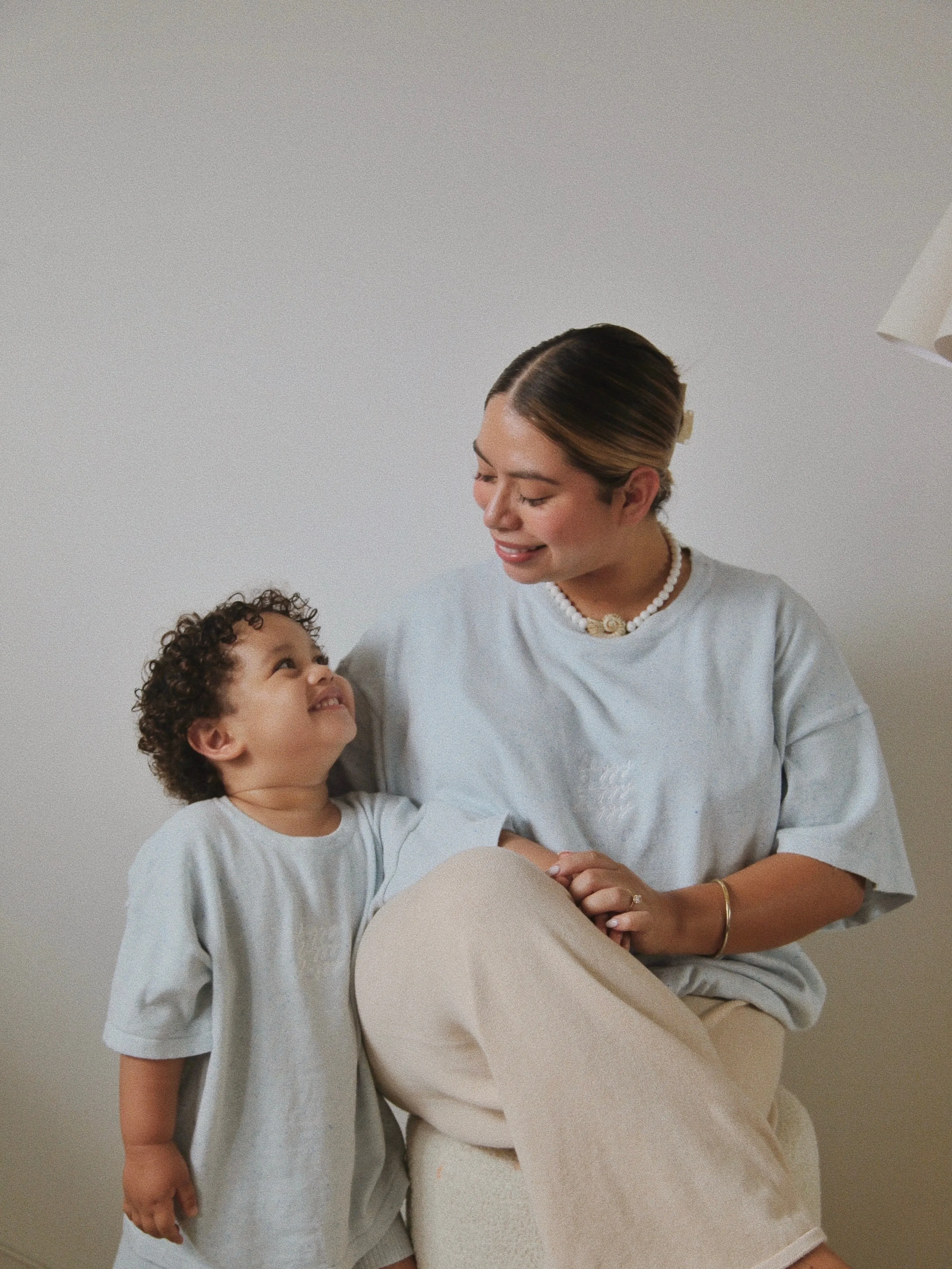 SIGNATURE TEE | AERO FLECK (KIDS)