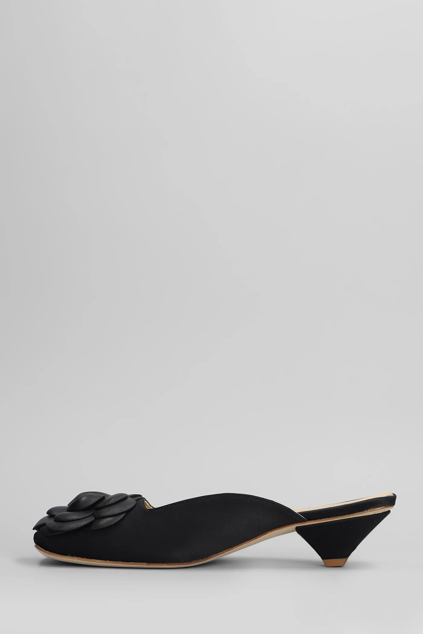 Slipper-Mule in black satin