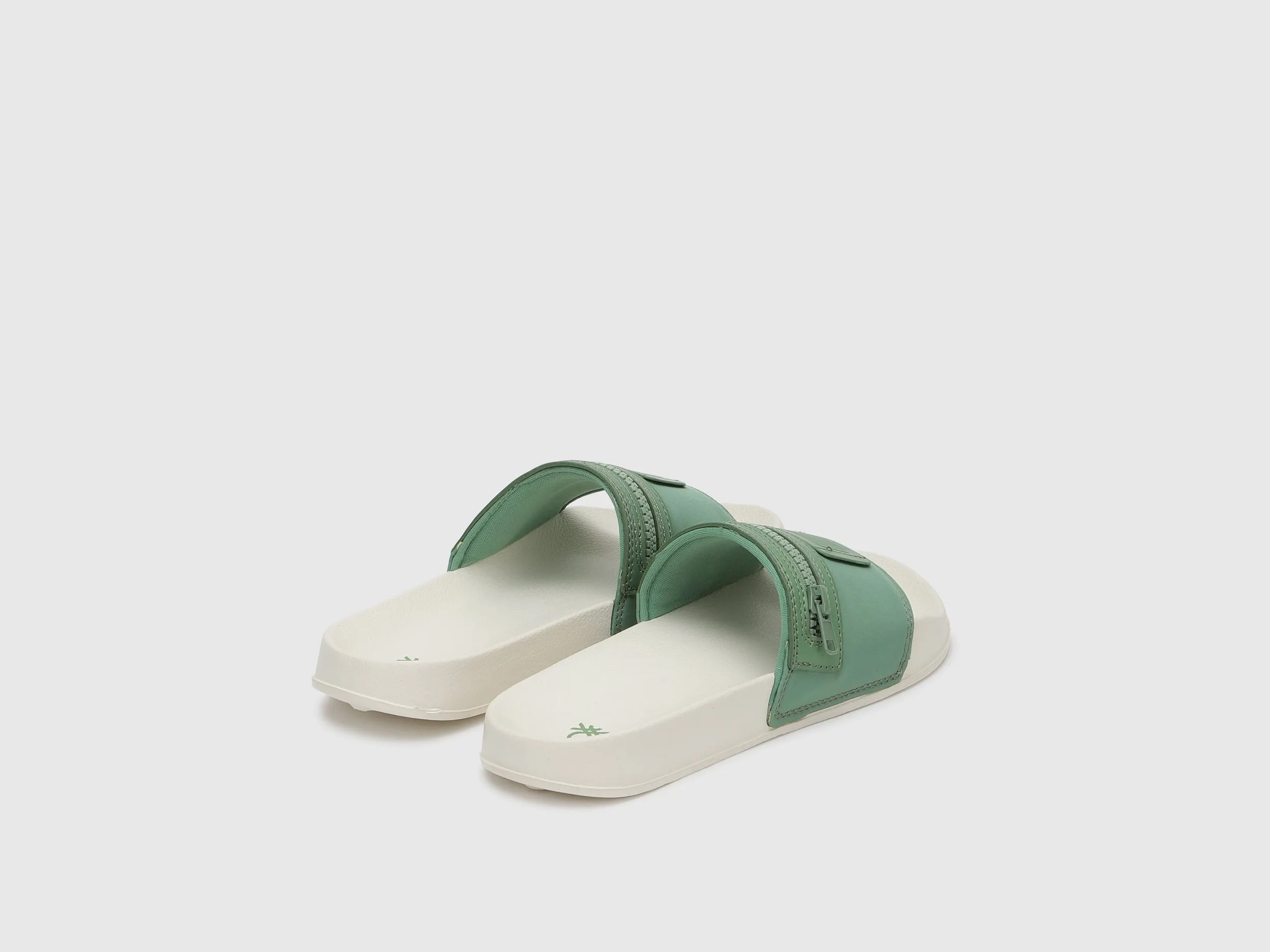 Solid Pattern Casual Slippers