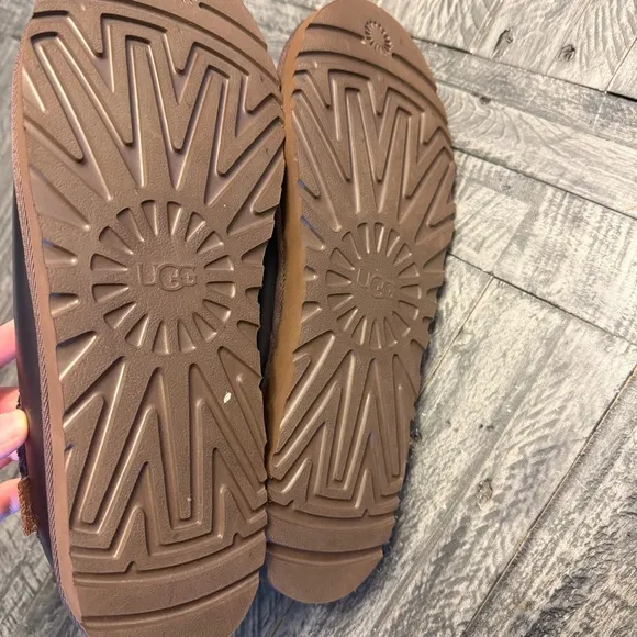 Tasman Dark Expresso Brown Leather UGG Slipper (Men’s) Size 12 US