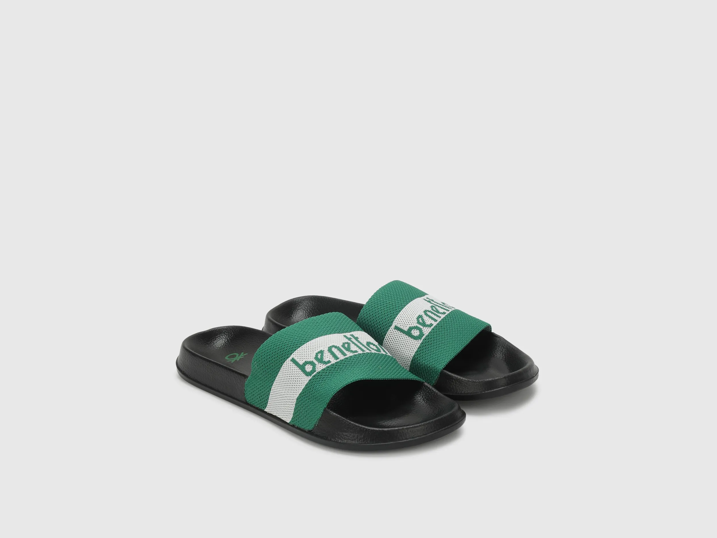 Textured Pattern Casual Slippers