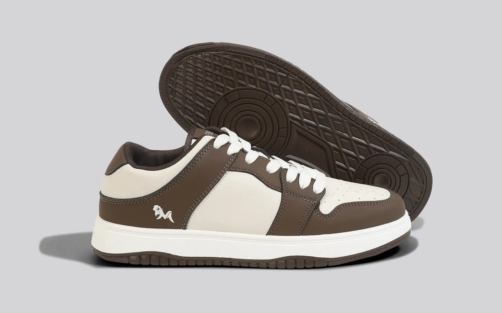 The Hip Hep : Ivory-Brown