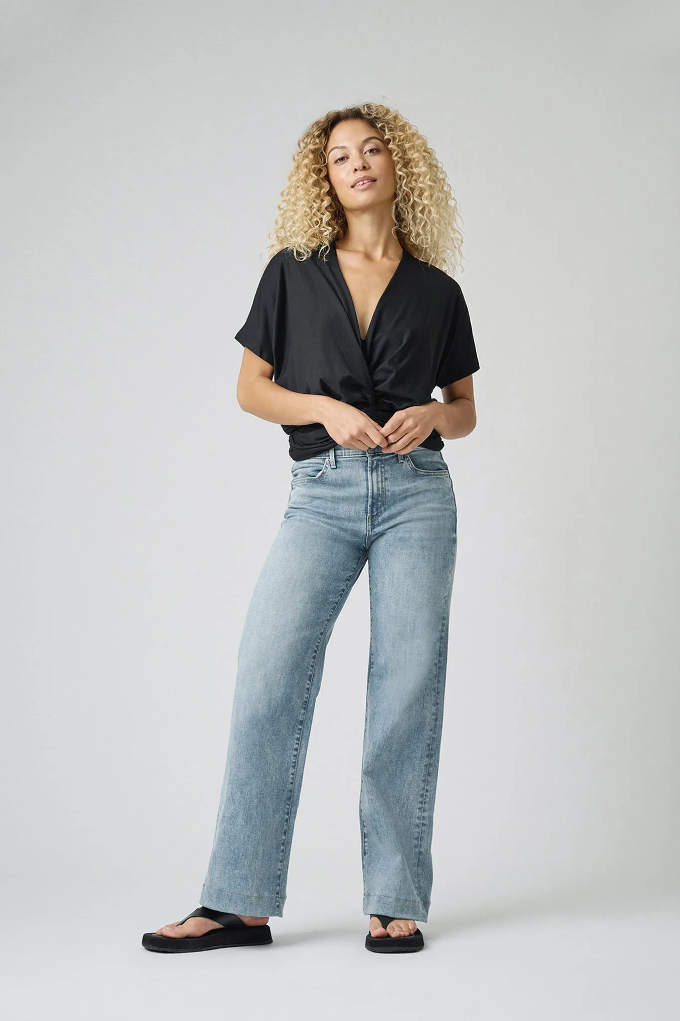 The Malibu Wide Denim  |  Pebble