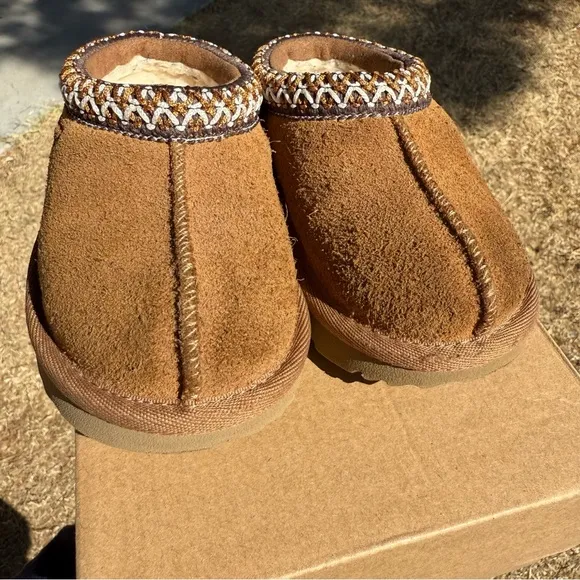 UGG Tasman II Brown Suede Slip-On Clog Mules Slippers Toddler Shoes Size 6