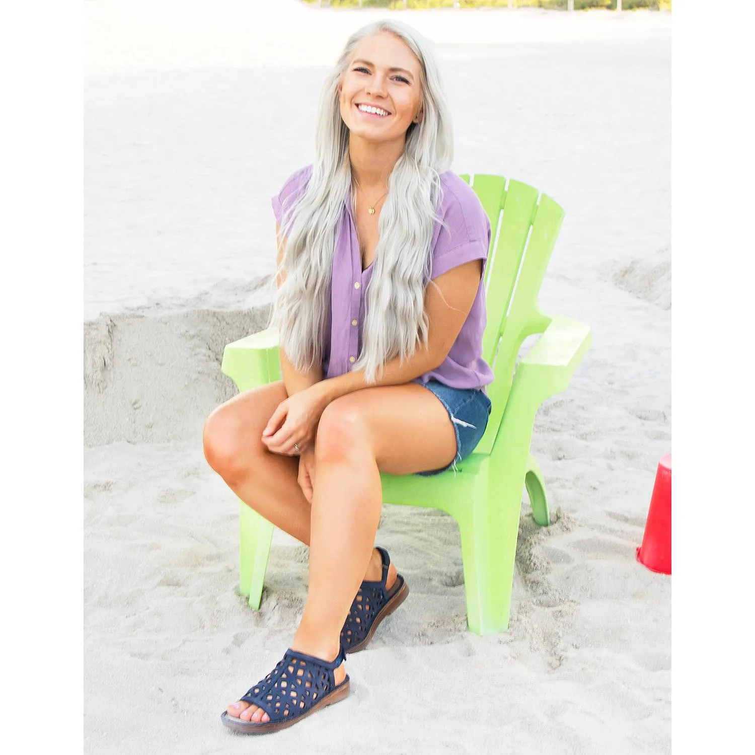 Women's Naot Amadora Navy Velvet Nubuck